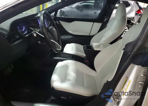 2020 Tesla Model S z USA, uszkodzony, nr VIN 5YJSA1E25LF369092